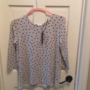 Light weight polka dot Sweater.